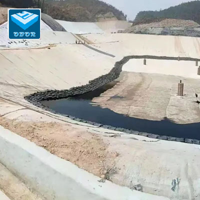 Bentonite Geosynthetic Clay Liner