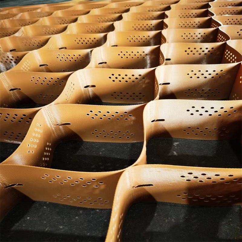 Factory Manufacture HDPE Geocell Retaining Walls Geocell Grass Gravel Ground Grid - Image 1
